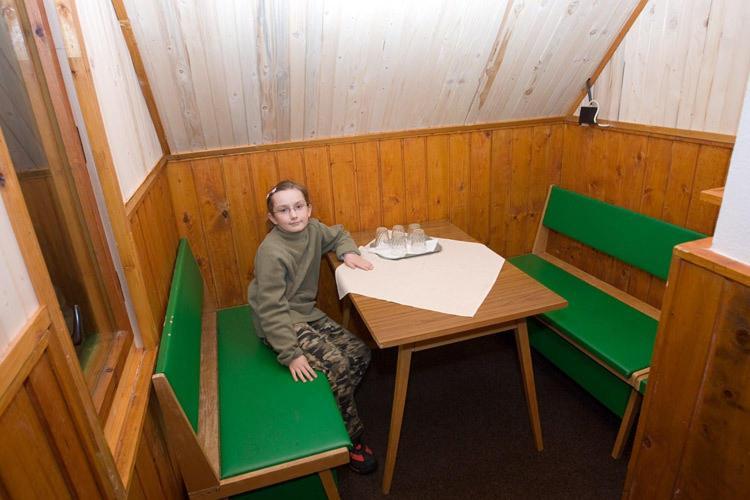 Bungalovy Pri Hoteli Spojar Žiar Oda fotoğraf